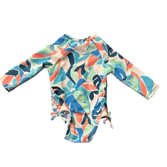 Old Navy Baby Girls Zip Front  Rashguard One-Piece Swimsuit Size 0-3 M UPF 50 - Picture 2 of 8